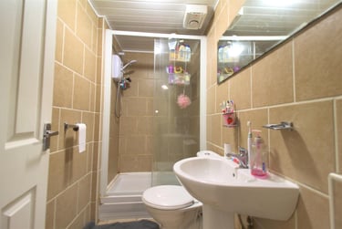 3 bed house, Second Avenue, Heaton, Newcastle, NE65XT - Image 5
